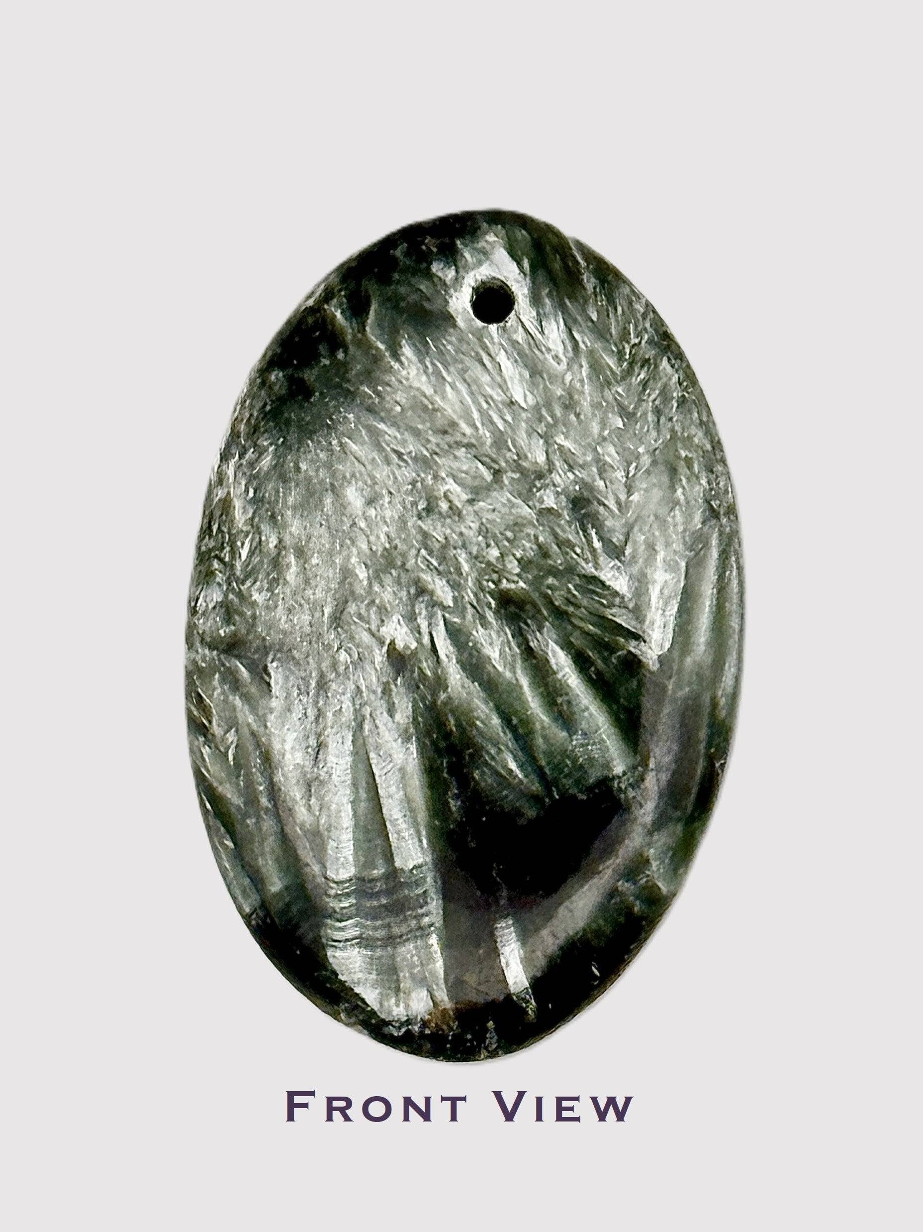 Seraphinite oval cabochon 25ct with silver feather patterns