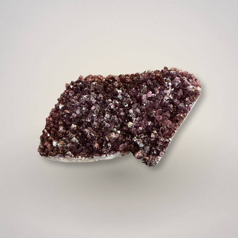 Alaçam Amethyst Collector Specimen — Deep Purple Cluster (227g) with shimmering crystal points, ideal for gemstone collectors and spiritual decor.