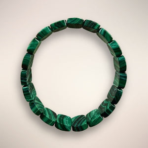 Malachite 14 × 9mm Flat Bead Bracelet — DRC